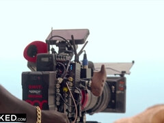 Grosse bite, Brunette brune, Queue, Hard, Interracial, Timide, Plan cul à trois, Nénés