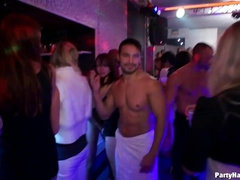 Enthousiasteling, Grote lul, Naakte man aangeklede vrouw, Gek, Dansen, Lul, Hardcore, Kousen