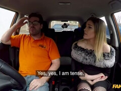 Mamada, Coche, Estilo perrito, Corridas faciales, Al aire libre, Pequeña, Pov, Coño