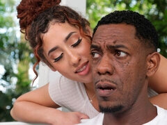 デカ尻, デカパイ, フェラチオ, 娘, 黒人, 赤毛, ショートヘア, ティーン