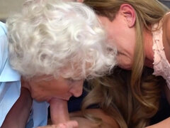 Blond, Bruinharig, Lul, Kwartet, Groepseks, Rijpe lesbienne, Klein, Rijden