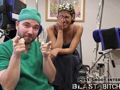 アメリカ人, 緊縛, 舞台裏, 医者, 開帳, グローブ, ゴム, オマンコ