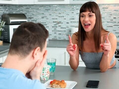 Amateur, Culo grande, Verga grande, Tetas grandes, Mamada, Estilo perrito, Lencería, Madres para coger