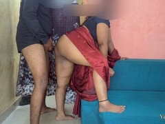 18 jaar, Brits, Sperma shot, Indisch, Zoenen, Rijpe lesbienne, Moeder, Stiefmoeder