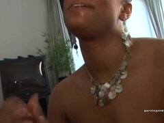 Grote lul, Grote mammen, Pijpbeurt, Sperma shot, Hardcore, Huisgemaakt, Moeder, Tieten likken