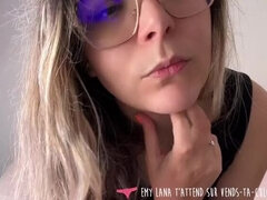 Amateur, Sucer une bite, Tir de sperme, Gode, Conversation vulgaire, Français, Branlette thaïlandaise, Suçant