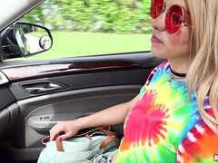 Любители, Анальный секс, В машине, Пальцем, Натуральные сиськи, От первого лица, Киски, Сиськи