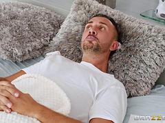Pijpbeurt, Bruinharig, Sperma shot, Hd, Lesbisch, Ondergoed, Moeder die ik wil neuken, Uniformpje