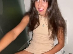 Kinky doll Katty West agrees to naughty toilet romp in the nightclub