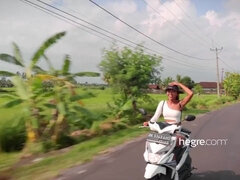 Asiatique, Brunette brune, De plein air, Public, Chatte, Maigrichonne, Adolescente, Nénés