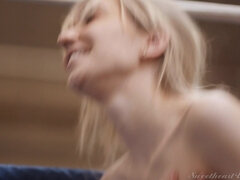 Язык в попке, Красотки, Большие сиськи, Фетиш, Лизание, Пирсинг, Киски, Сиськи