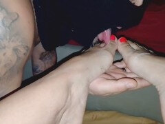 Любители, Парочка, Сперма во рту, Ноги, Домашнее видео, Мамочка, Подглядывание