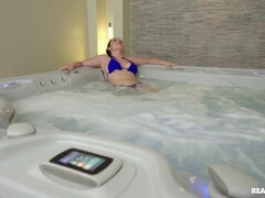 Lieveling, Pijpbeurt, Bruinharig, Mollig, Hardcore, Hd, Pornster, Roodharige vrouw