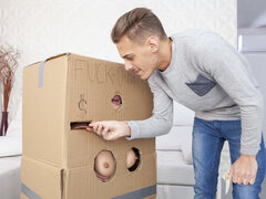 Kinky dude gives cutie cash and she gives him a blowjob