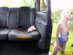 In den arsch, Auto, Hundestellung, Füsse, Lecken, Im freien, Pov, Muschi