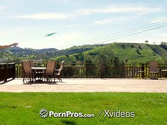 Grosse bite, Gorge profonde, Queue, En levrette, Hard, Hd, Seins naturels, Adolescente