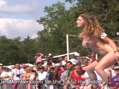 Amateur, Culo grande, Tetona, Acercamiento, Desnudo, Tetas naturales, Al aire libre, Tetas