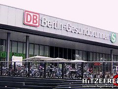 Deutsch, Hd, Im freien, Piercing, Öffentlich, Muschi, Tätowierung, Zug