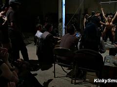 Анальный секс, Большой член, Женское доминирование, Фистинг, Группа, Секс без цензуры, На публике, Порка