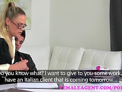 MILF fixes studs broken heart with her tongue and tight pussy