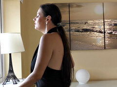 Брюнетки, Вставлять, Мастурбация, Киски, Юбки, Соло, Чулки, Игрушки