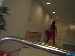 Arsch, Riesig, Natürlich, Pool, Pov, Öffentlich, Muschi, Eng