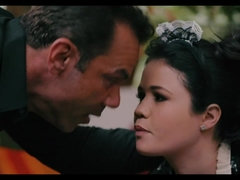 ベビーシッター, 巨乳な, エロティック, 指いじり, 露出狂, ゴム, メイド, 濡れ