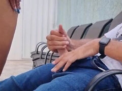 Enthousiasteling, Grote kont, Fetisj, Openbaar, Tieten likken