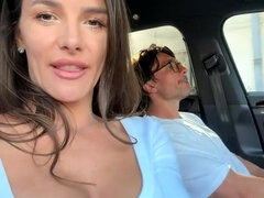 Culo, Tetas grandes, Morena, Pies, Despelote, Pajear, Público, Medias largas