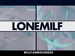 Large breasts blonde cougar step-mom Linzee Ryder ejaculations for step-son point of glance