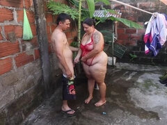 Arsch, Grosser arsch, Betrug, Bauernhof, Hd, Hausfrau, Riesenschwanz, Latina