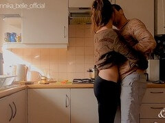 Nice ass and tits, kitchen sex, stretch pants