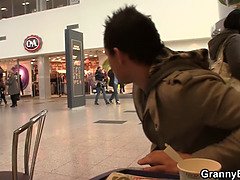 美人, エロ熟女, お婆さん, なめる, 淫乱熟女, 母, オマンコ, ガリガリ