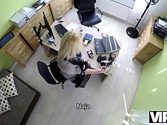 Kont, Auditie, Blond, Rondborstig, Oudere vrouw, Geld, Zuigen, Tiener