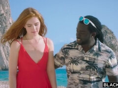 Jia Lissa Goes All Out for Fun
