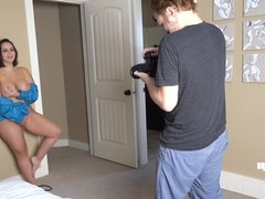 Grosse titten, Braunhaarige, Vollbusig, Nackt, Pornostars, Jungendliche (18+)