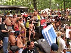 Amateur, Nue, Public