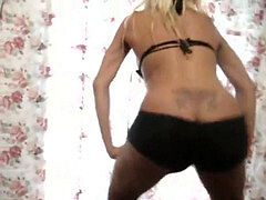 Leie, Grosser arsch, Transfrau