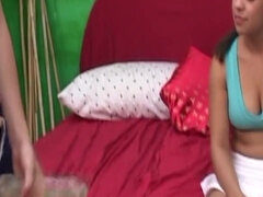 Cheerleaders hot lesbian porn video