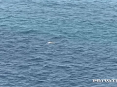 Culo grande, Tetas grandes, Rubia, Tetona, Rostro sentado, Madres para coger, Tatuaje, Tetas