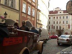Wohlbeleibte schöne frauen, Blasen, Kehlenfick, Oma, Reif, Rotschopf, Reiten, Strümpfe