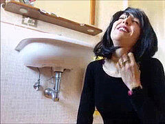 Anal, Bikini, Culottes ou slips, Toilettes