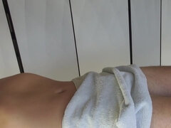 Leie, Asiatisch, Spermaladung, Handjob, Japanische massage, Massage, Öl, Thai