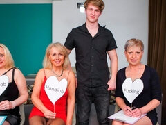 Enthousiasteling, Grote kont, Grote lul, Grote mammen, Pijpbeurt, Hakken, Moeder die ik wil neuken