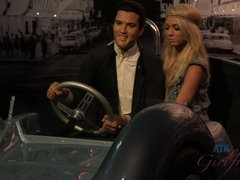 Любители, Ванна, Блондинки, Подружка, Мастурбация, Пирсинг, Бритые, Сиськи