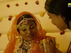 アジア人, デカパイ, 指いじり, インド人, 下着, オナニー, 小柄, オッパイの