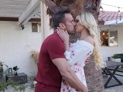 Amerikanisch, Blondine, Blasen, Betrug, Hundestellung, Hd, Im freien, Ehefrau