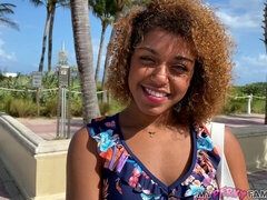 Pijpbeurt, Auto, Hondjeshouding, Zwart, Frans, Natuurlijke tieten, Mager, Tiener