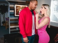 Cul, Gros cul, En levrette, Branlette thaïlandaise, Interracial, Embrassement, Adolescente, Nénés