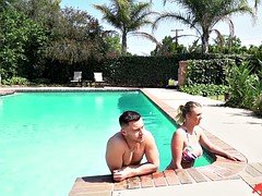 Bikini, Rubia, Mamada, Novio, Corridas, Pov, Montar, Tetas